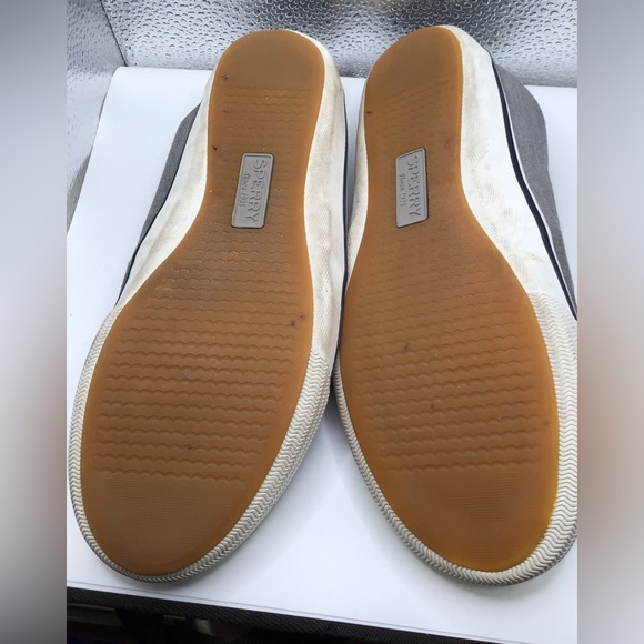 Sperry - Picture 2 of 3